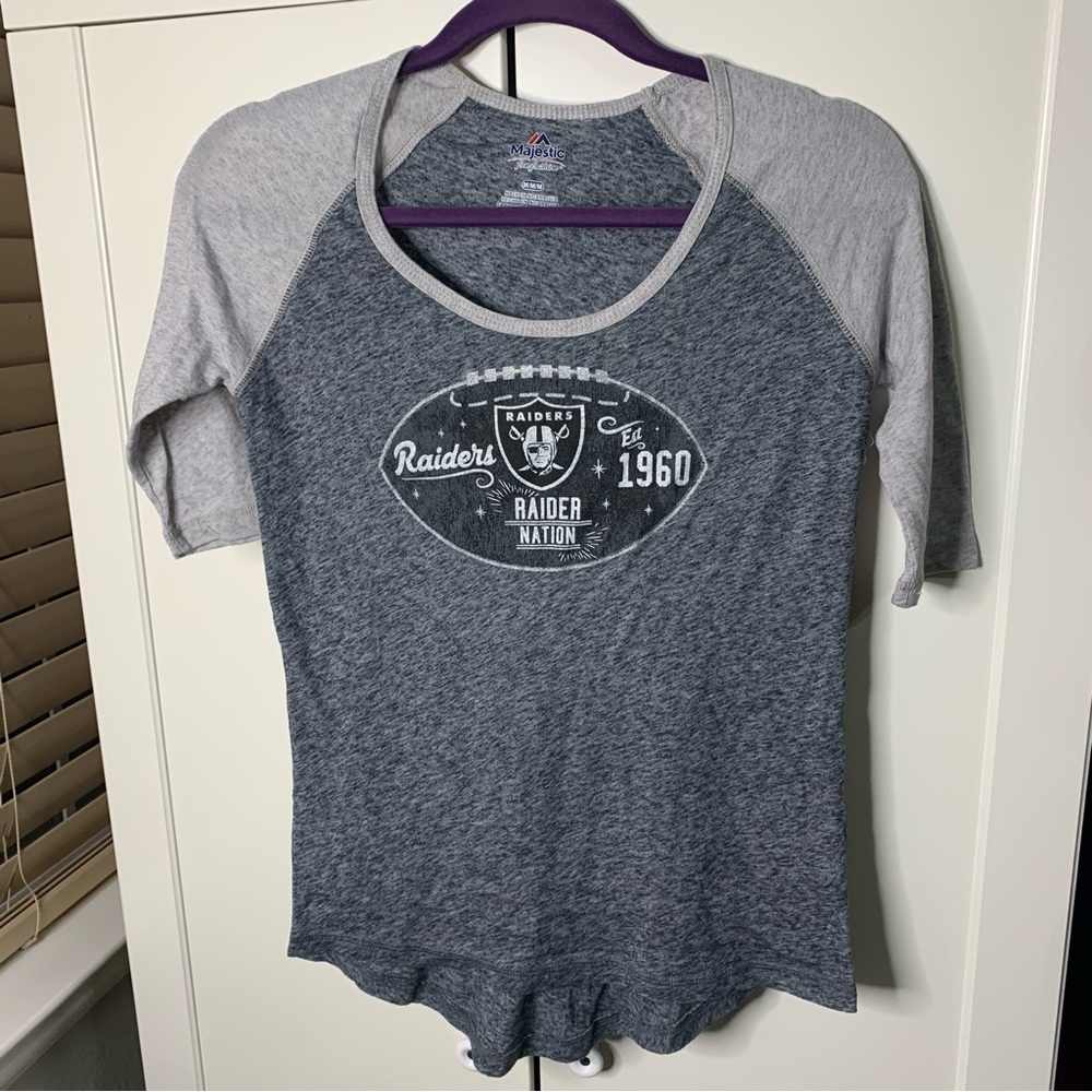Majestic NFL Las Vegas Raiders Graphic Baseball Style T-Shirt